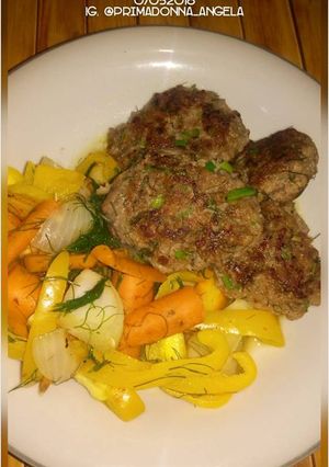 A picture of Beef Patties with Lemon Zest and Dill.