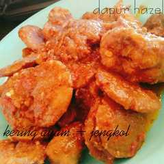 A picture of Gulai kering ayam + jengkol.