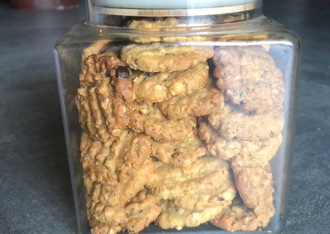 Cookies oatmeal renyah takaran sendok