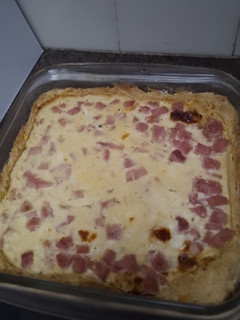 Una foto de Tarta de ricota y jamón con masa de choclo