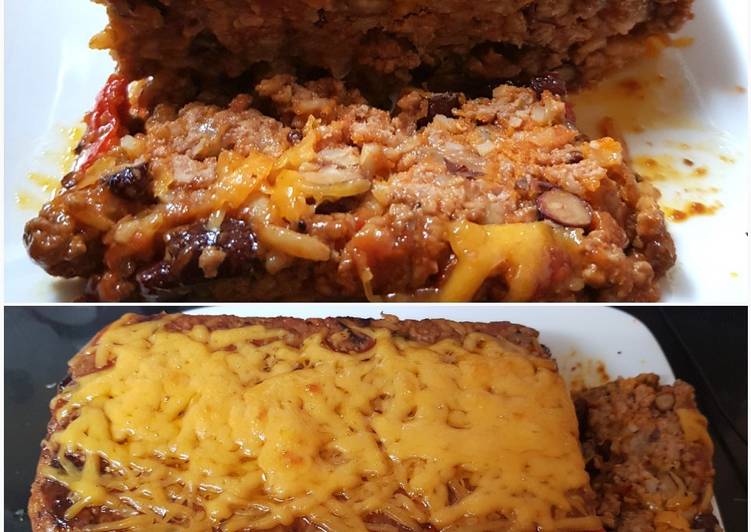Simple Way to Cook Delicious My Chilli Beef Cheese Topped Meatloaf. 😎