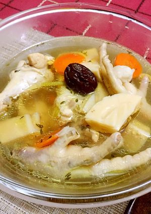 ✨「湯」春筍雞肉湯❣️ 的食譜成品照片