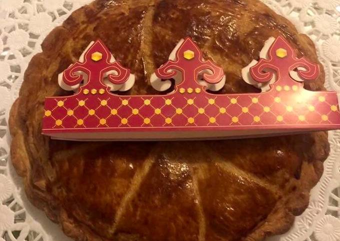 Galette Des Rois Au Chocolat Cafe De Carole Leger Cookpad