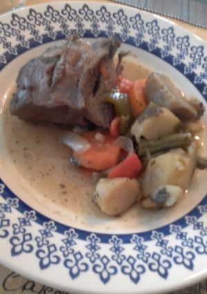 Una foto de Estofado de carne y verduras