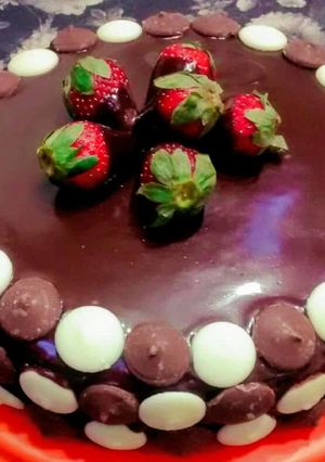 Una foto de Baño para cubrir tortas🎂👩🏼‍🍳