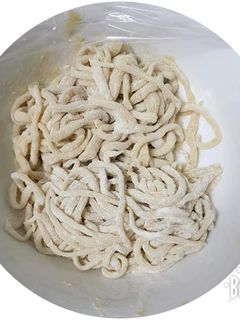 Hình của món Làm mì trứng đơn giản cho bé.
