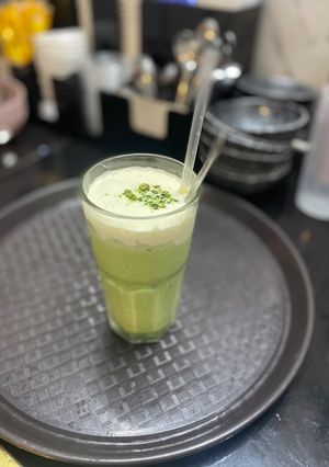 Hình của món Matcha đá xay + kem cheese mặn.