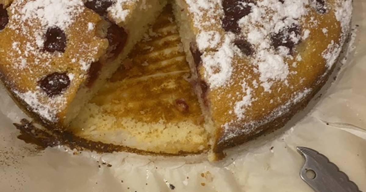 Пирог на кефире с ягодами. Пирог манник безумно вкусный. Торт из манника. Пирог один стакан рецепт. Пирог один стакан рецепт.