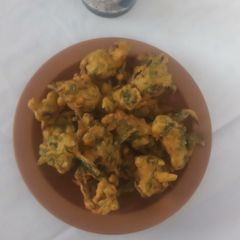 A picture of Palak pakoda.