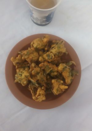 A picture of Palak pakoda.