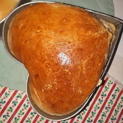 A picture of Love Shaped Bread.