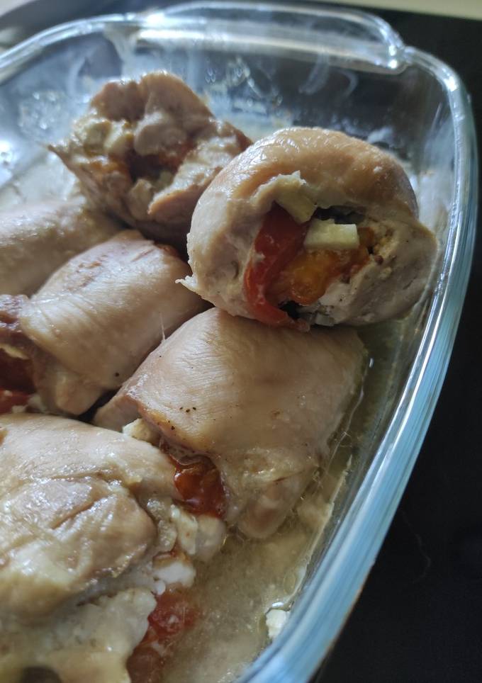 Курячі рулети з сиром фета