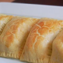 A picture of Chicken tomato Pie.