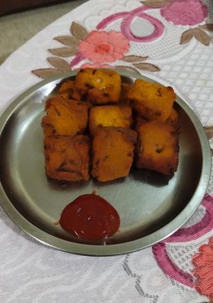 A picture of Crispy Veg snacks.