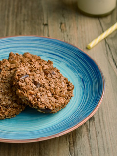Foto principal de Galletas de avena tipo digestive con nueces y dátiles