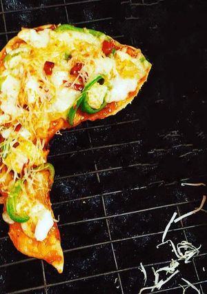 अल्फाबेटिक पिज़्ज़ा (alphabetic pizza recipe in Hindi) रेसिपी मुख्य फोटो