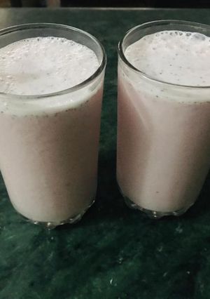 A picture of Strawberry Shake.