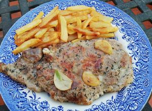 Foto principal de Chuletas de aguja de cerdo ibérico al tomillo 🌿