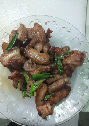 Hình của món Thịt Heo rang mắm tôm.