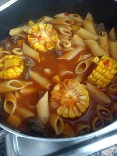 Una foto de Guiso de fideos 🍲