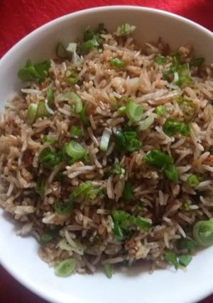 A picture of Spring onion fried rice.