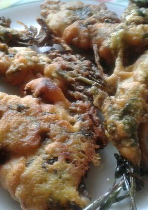 A picture of Coriander Pakoras .