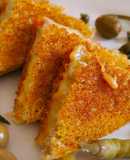 Sándwich Mallorquín de Sobrasada con Miel y Piñones