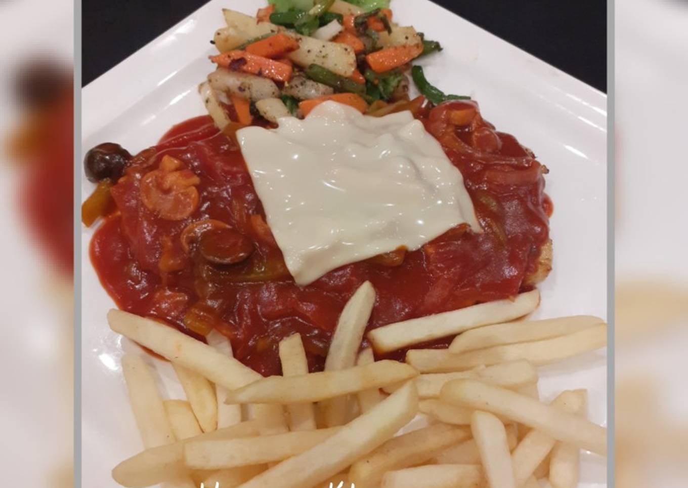 Grilled Beef steak with Mexican sauce