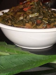 मूली के पत्ते की भाजी (mooli ke patte ki bhaji recipe in Hindi) रेसिपी मुख्य फोटो