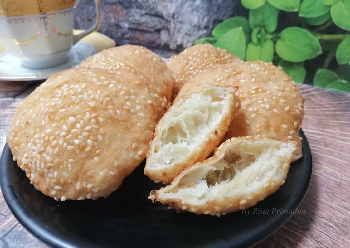 Kue Bohong / Roti Kosong / Roti Bantal / Odading