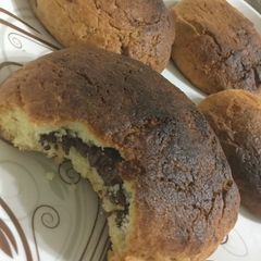 A picture of Tastemade Nutella-Stuffed Cookies.