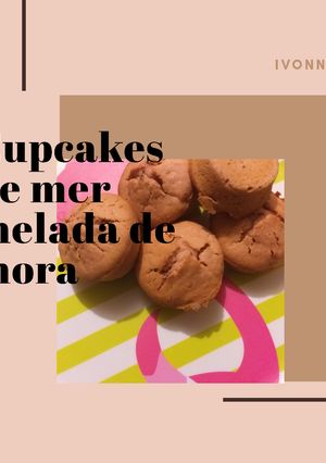 Una foto de Cupcakes de mermelada de mora