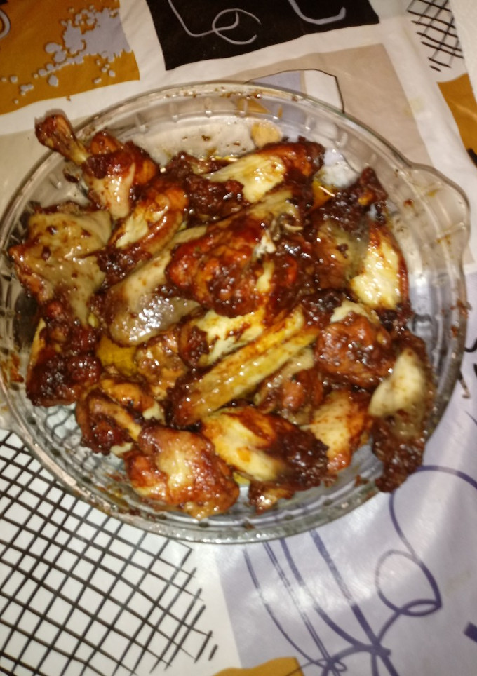 Una foto de Alitas a la barbacoa con salsa teriyaki en la cecofry 4D