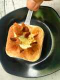 Klapertart Kismis dan Almond