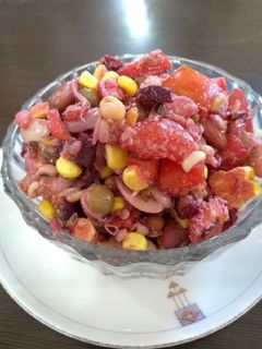 ફણગાવેલા કઠોળ નું સલાડ(Sprauted Mix Beans salad recipe in Gujarati) રેસીપી મુખ્ય ફોટો