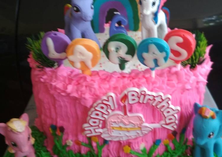 Little Pony Birthday Cake