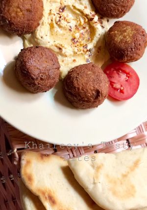 A picture of Falafel.