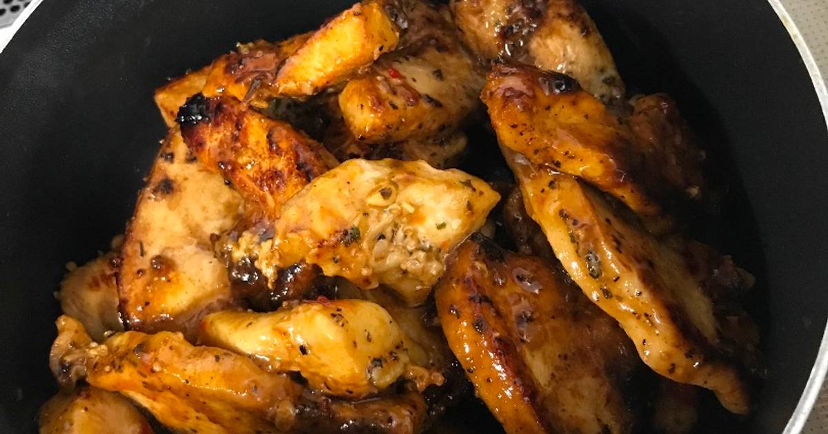 Fried chicken with sweet chili sauce Recipe by Vaina Bute Cookpad