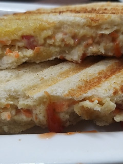 தயிர் சாண்ட்விச் (Thayir Sandwich Recipe in Tamil) செய்முறை முக்கிய புகைப்படம்