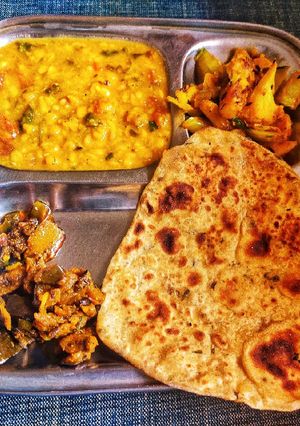 A picture of Dhabe Wali Dal.