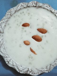 साबूदाना की खीर (sabudana ki kheer recipe in Hindi) रेसिपी मुख्य फोटो