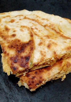 A picture of Pizzy Paratha.