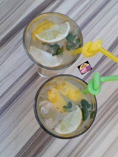 A picture of Virgin Mojito.