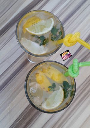 A picture of Virgin Mojito.