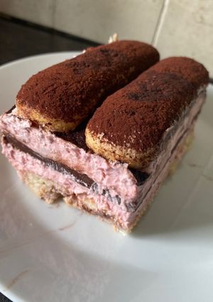 Málnakrémes tiramisu recept fotója