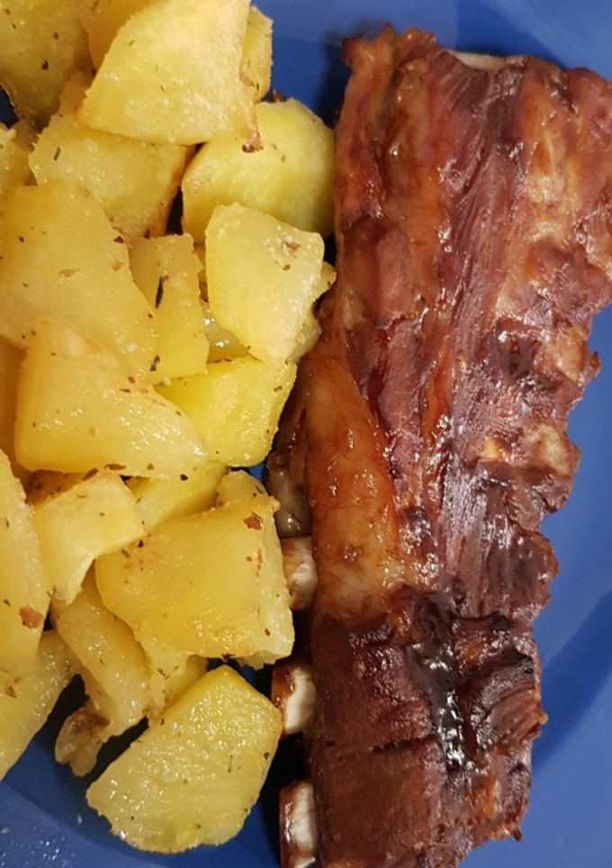 Una foto de Costillas a la barbacoa