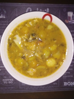 Una foto de Sopa de mellocos con huevo