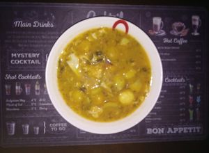 Una foto de Sopa de mellocos con huevo