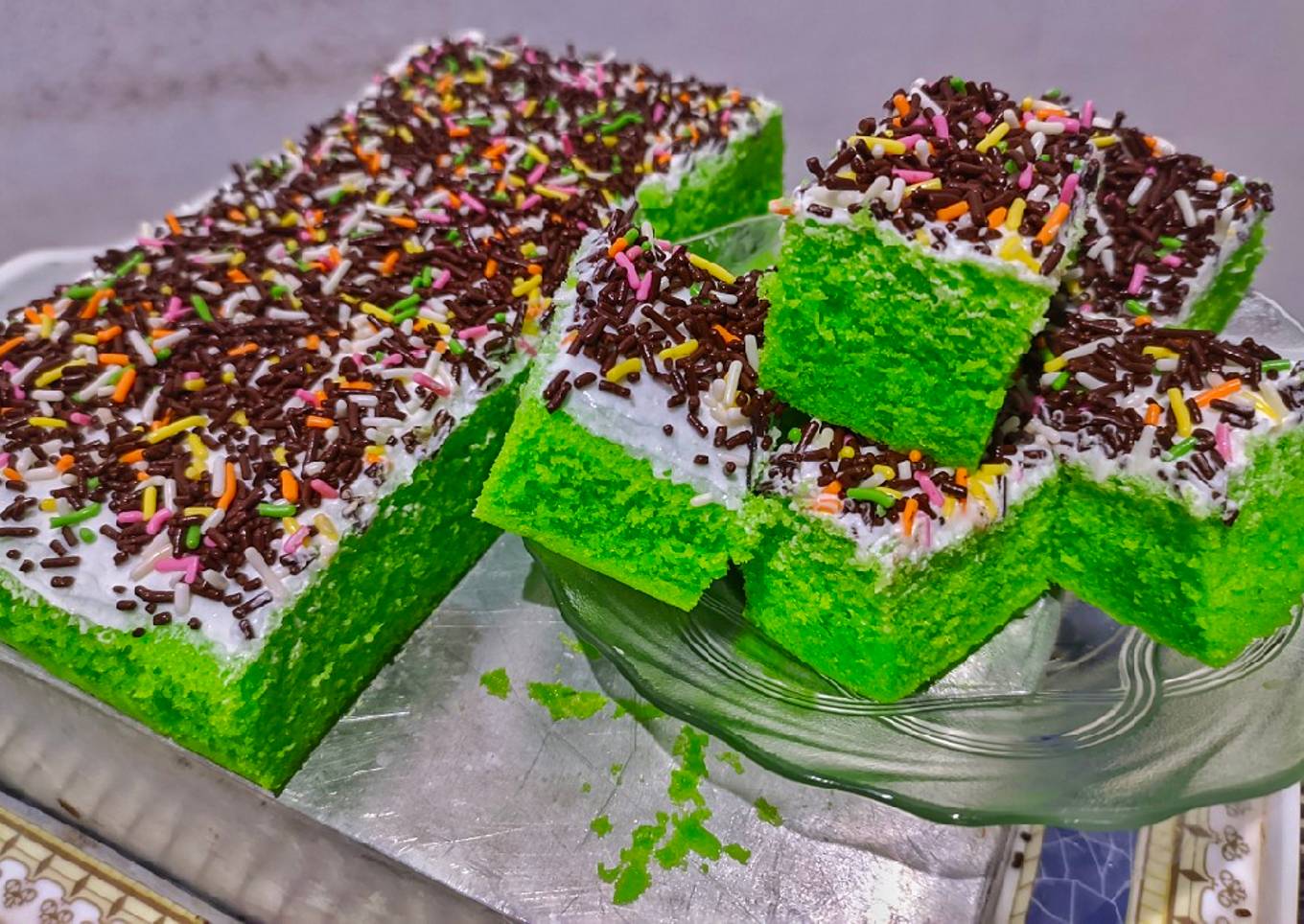 Bolu kukus pandan no mixer - resep kuliner nusantara