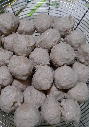 Foto resep Bakso sapi asli kenyal